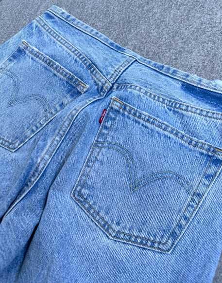Spodnie jeansowe Levis Strauss damskie r. 26/32