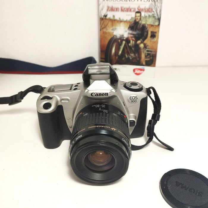 Analogowa Lustrzanka na start CANON Eos 300 Lens Canon EF 35-80 mm