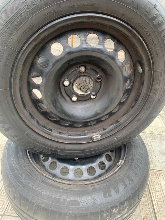 Резина з дисками Goodyear 5*110 r15
