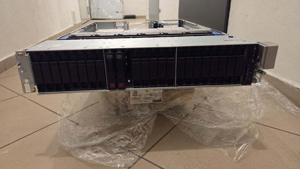 Serwer HP DL380 gen9 24 bay