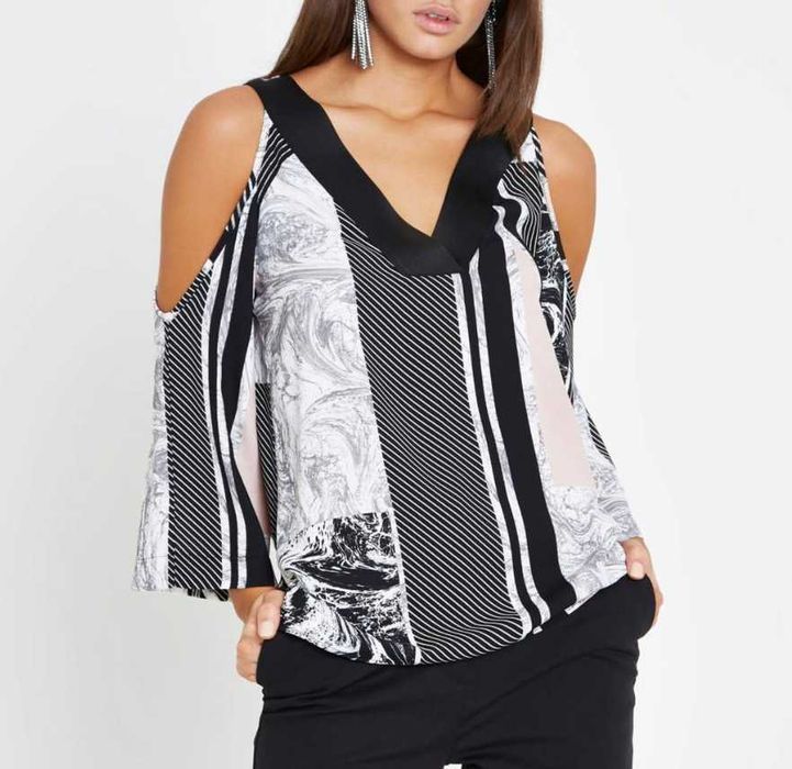 Блуза незвичного крою River Island розмір М