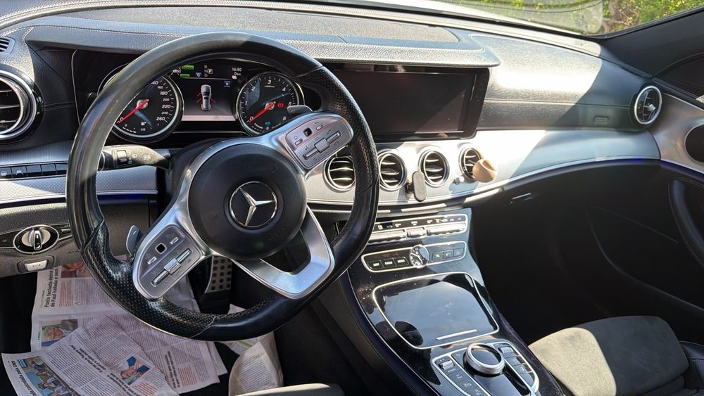 Mercedes E 300 DE plugin