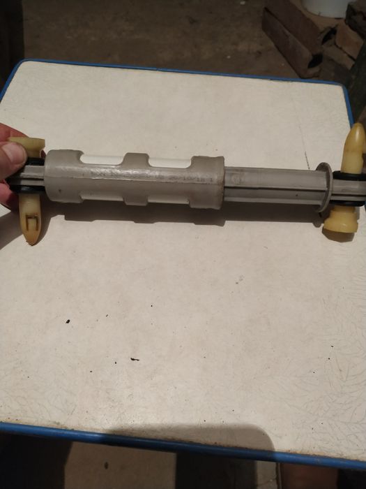 Амортизатори і тен до пральної машини електролюкс