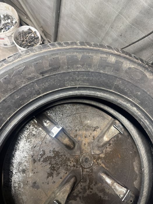 255/60r18 108H Kumho Solus KH15 17 rok 1szt