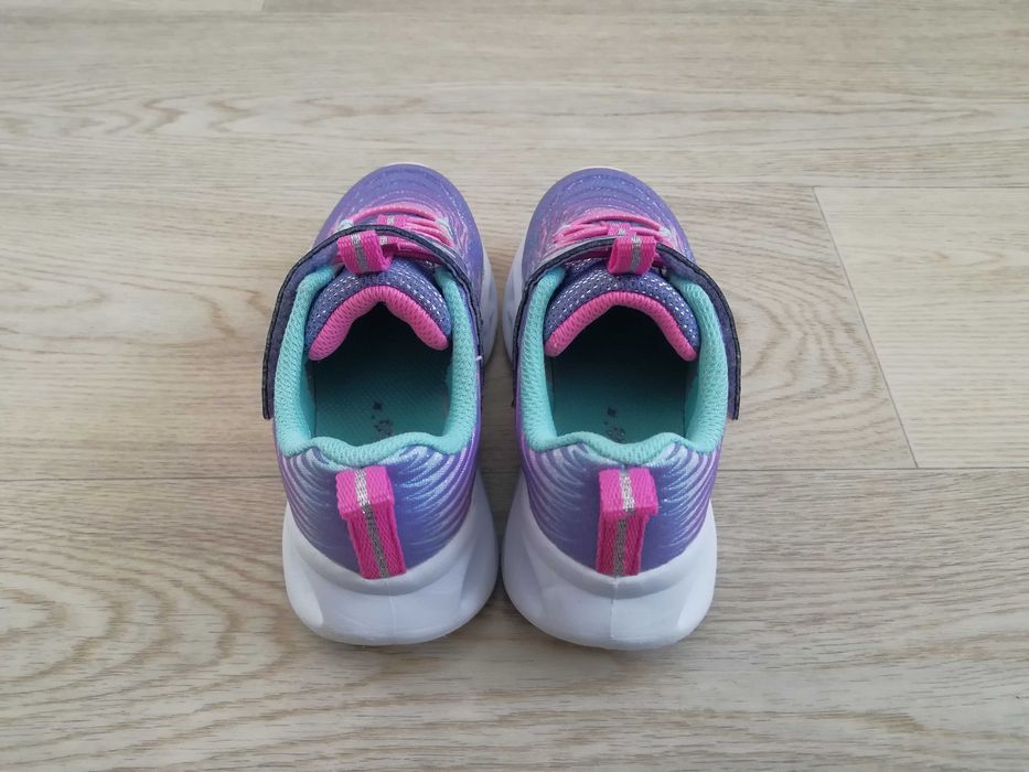 Кросівки рожеві Skechers Twisty Brights 27 розмір