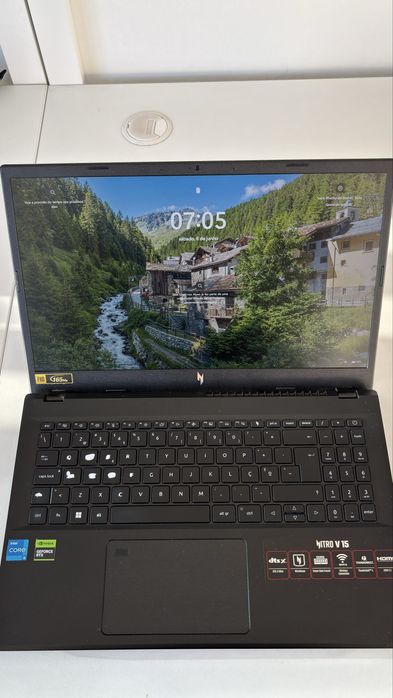 Acer Nitro i5-13420H / RTX4050