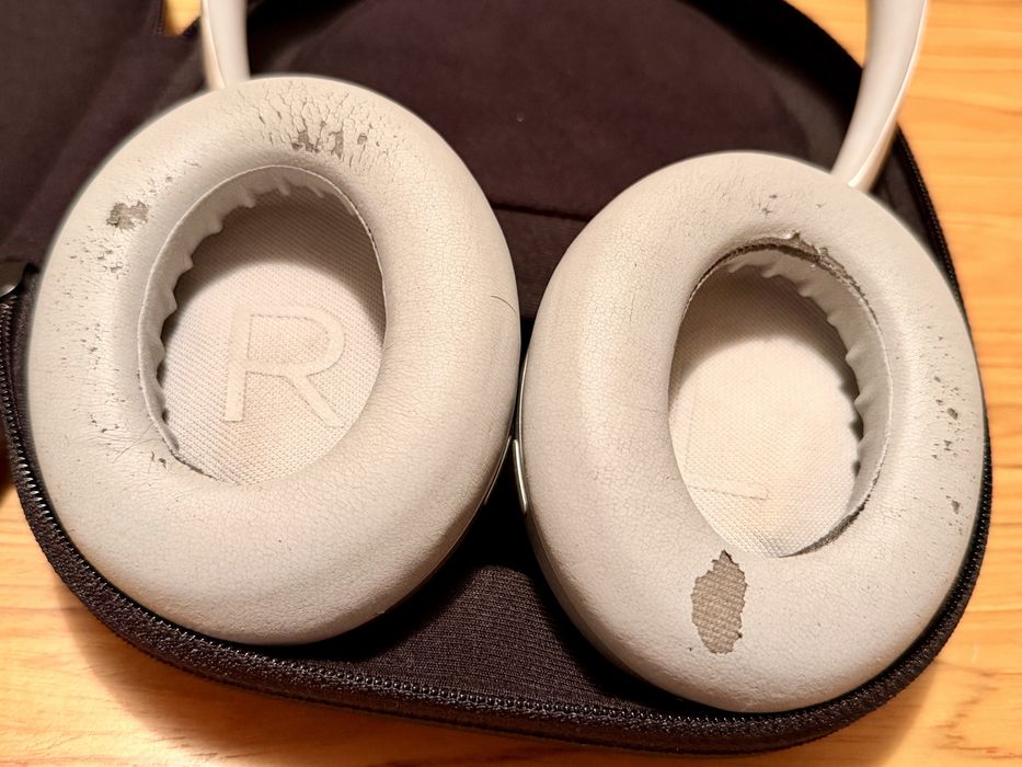 Bose Noise Cancelling Headphones 700 + nowe Pady