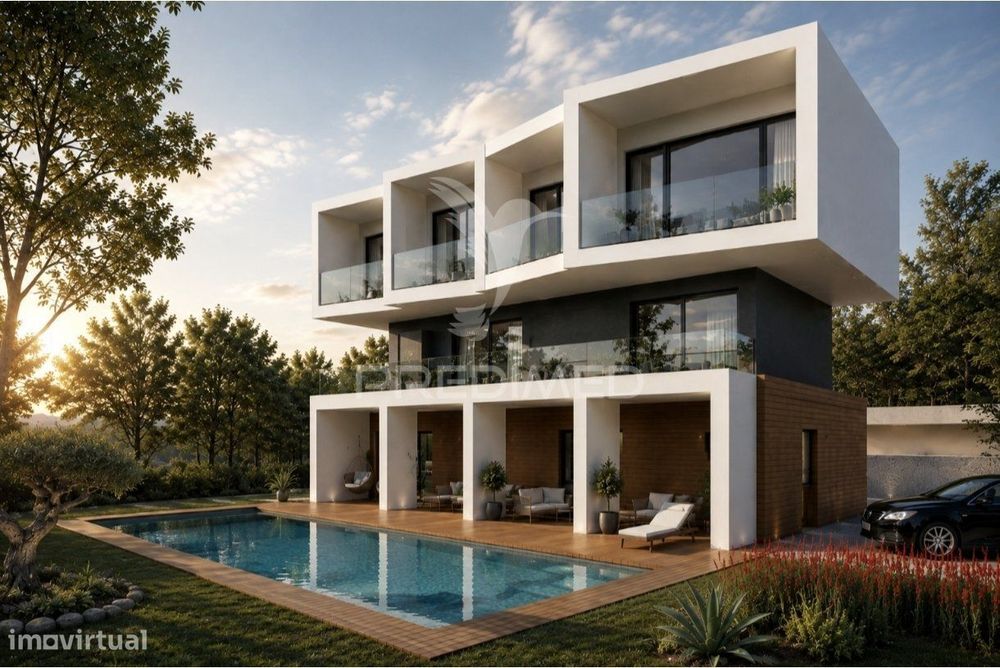 Moradia T4 de Luxo com Piscina, 4 Suites, Elevador e Vista Panorâmi...