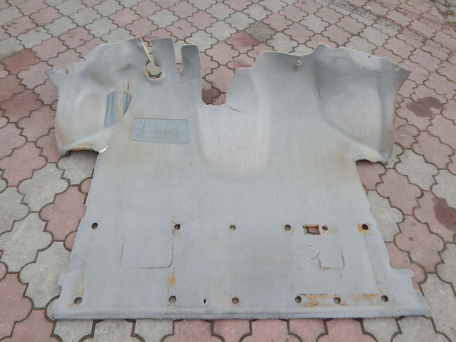 vw t5 caravelle wykładzina dywan podłoga przód