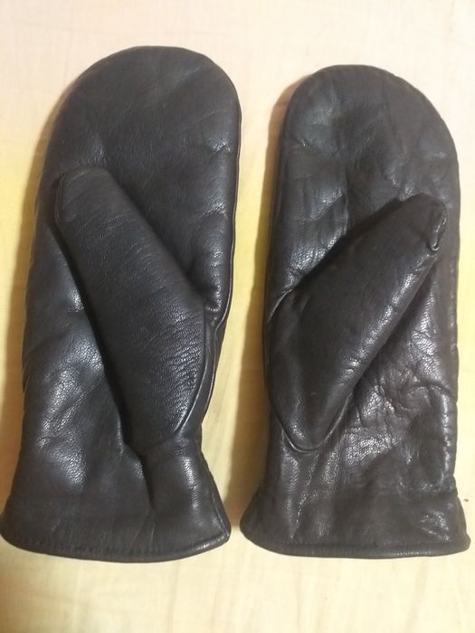 Продам рукавички кожанні на хутрі