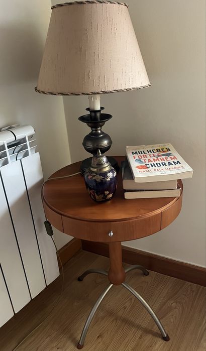 Mesa de sala - oferta mesa de apoio