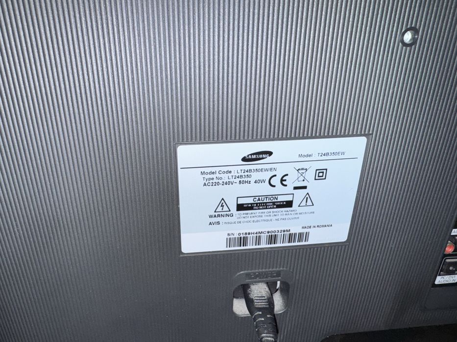 Televisão LT24B350EW Samsung