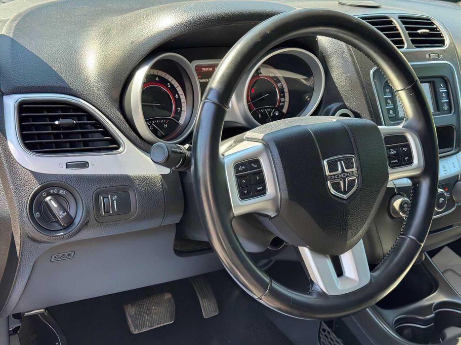 Dodge Journey Sxt      2016