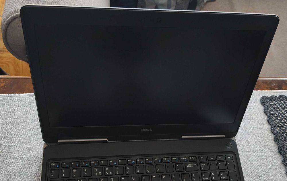 Dell Precision 7520
