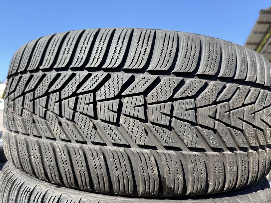 Komplet kół zimowych 5x114,3 Hyundai N 235/35/19 Hankook