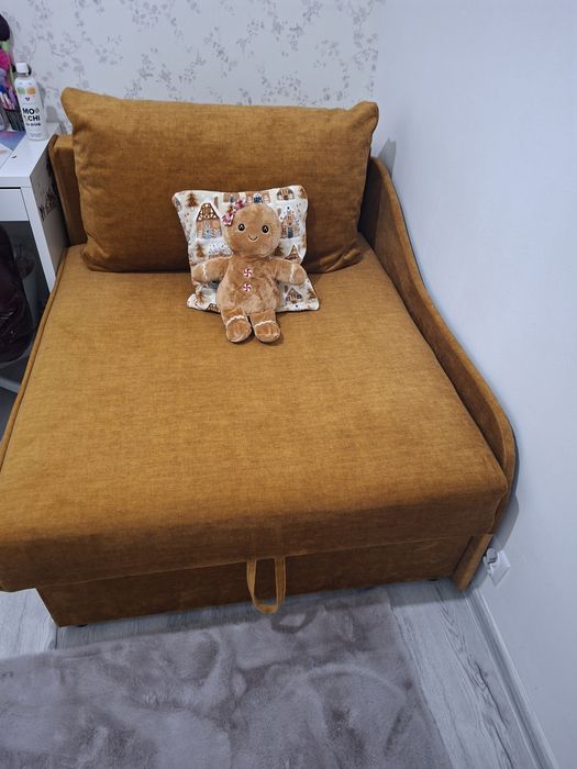 Sofa rozkładana na sprężynach