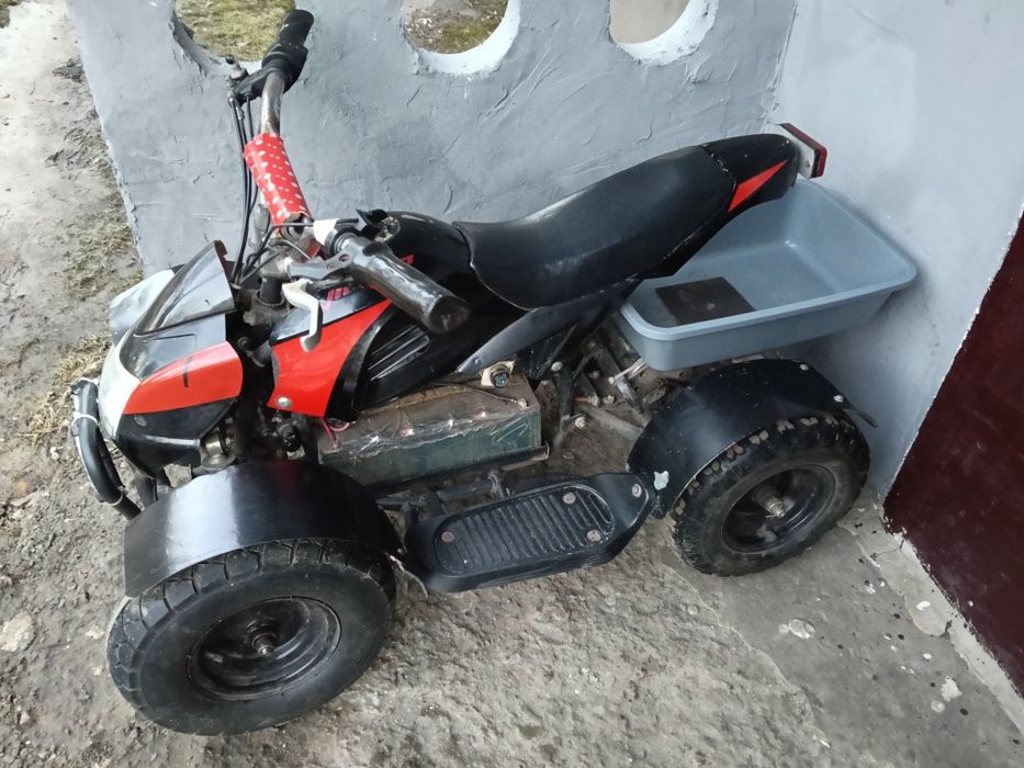 Дитячий електричний квадроцикл  Viper EATV-90304
