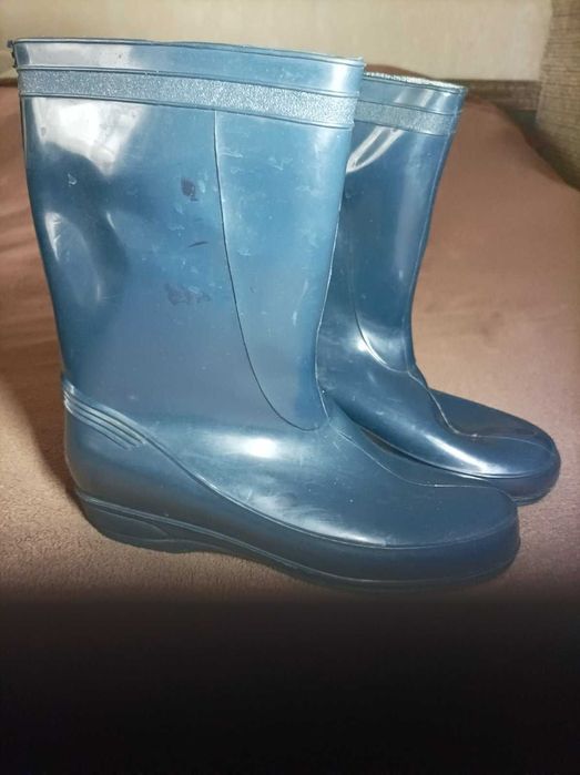 Сапоги резиновые , б/у