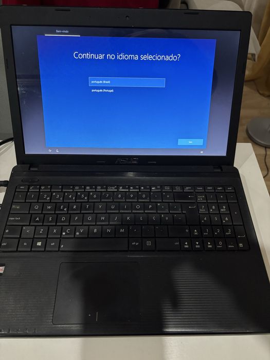 Portatil Asus X55U 15.6” 4GB RAM