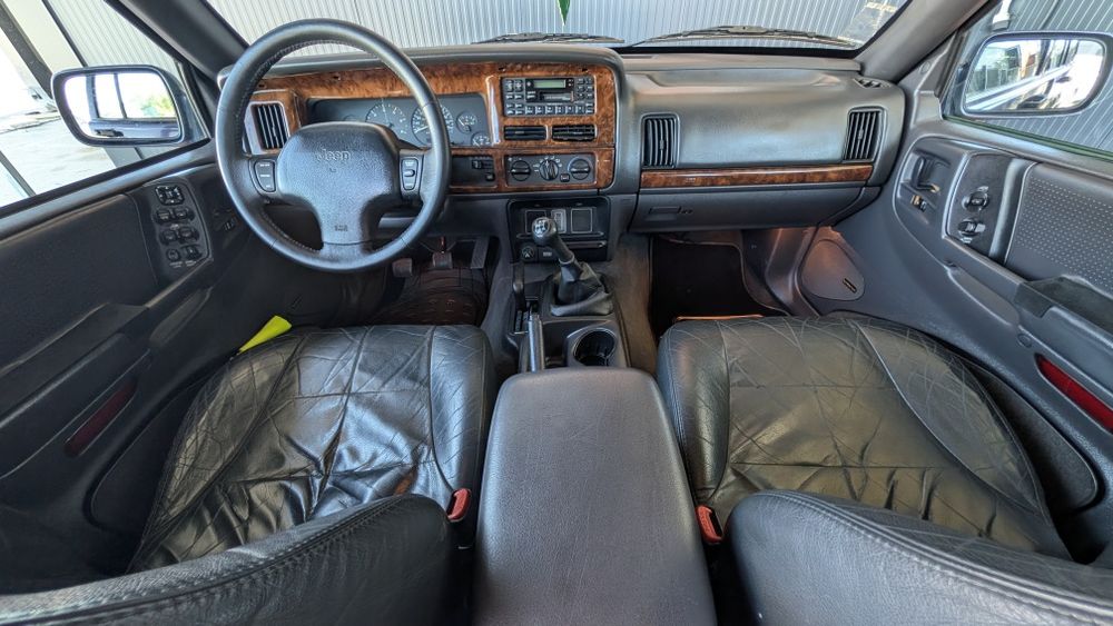 Jeep Grand Cherokee Laredo