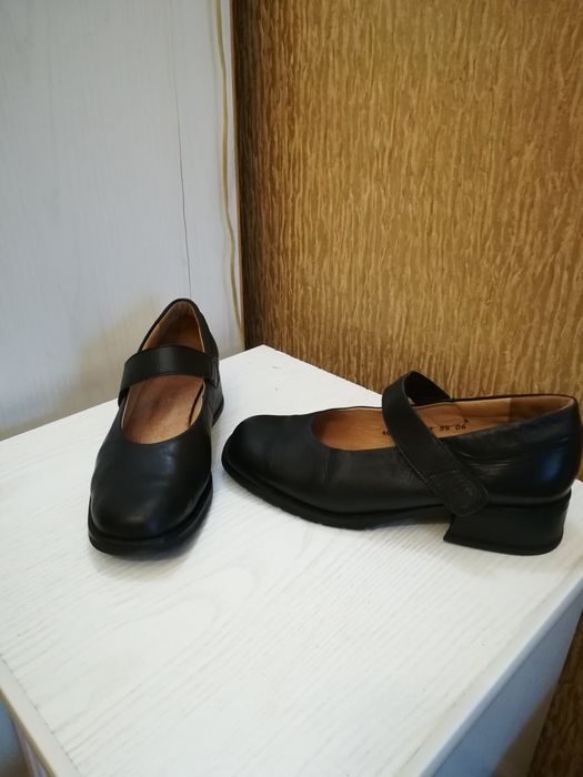 Женские туфли НАRTJES