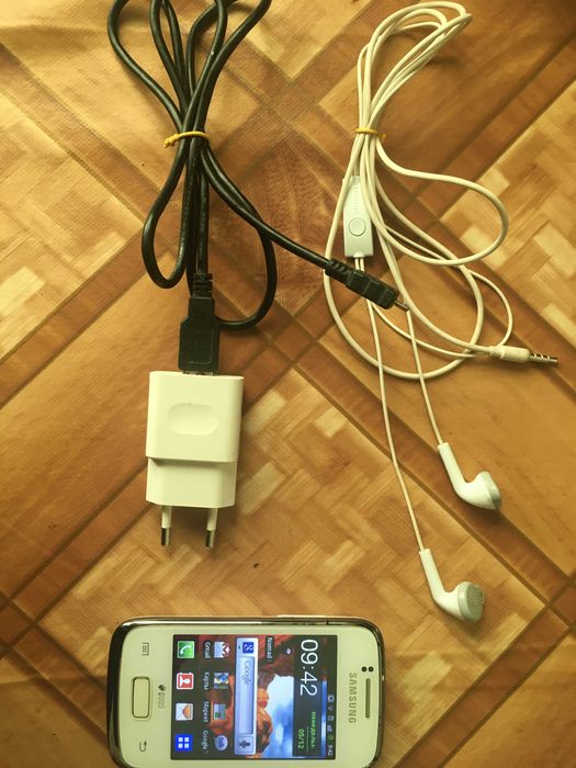 Продам телефон Samsung gtS61-02 на две сим, бу, в отл рабочем сост.