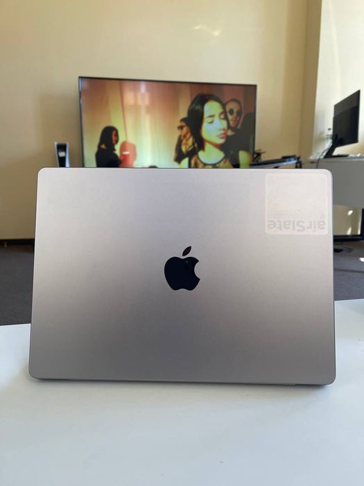 MacBook Pro 14" Space Gray 2023 M2pro / 16GB/ 512SSD