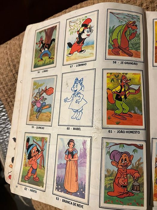 Caderneta cromos antiga walt disney
