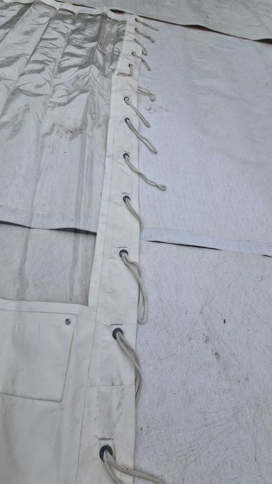 LONAS COM PORTAS E JANELAS