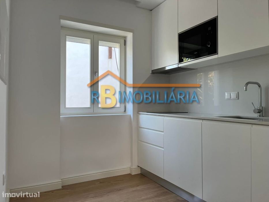 Apartamento T0 como novo em Arouca