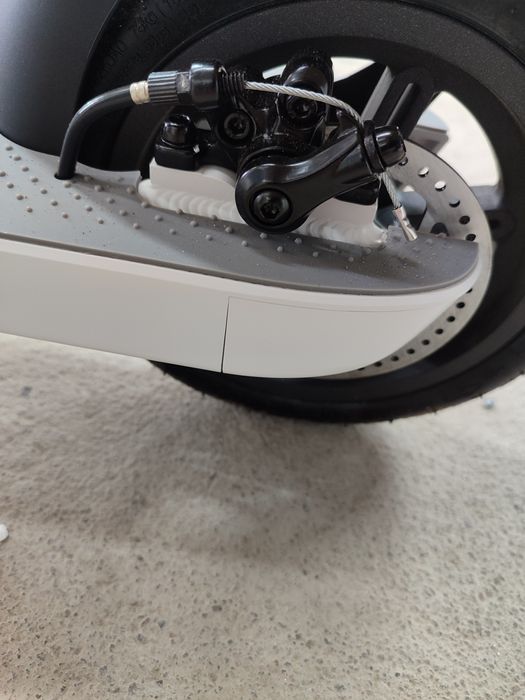 Електросамокат OKAI ES10 NEON Lite 600w