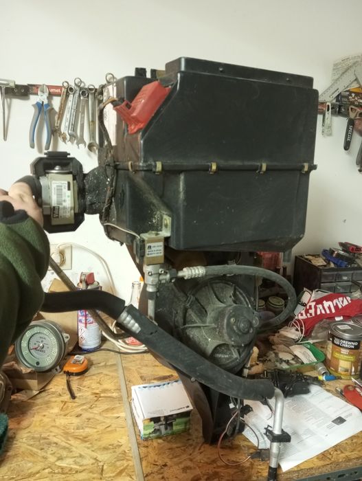 Nagrzewnica/ climatronik tył VW T4