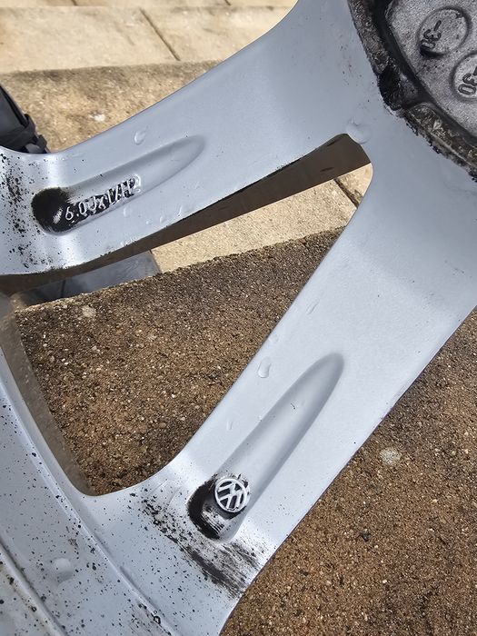 Felga 17cali 5x112 6j et48 oryginal Vw Golf 5G0