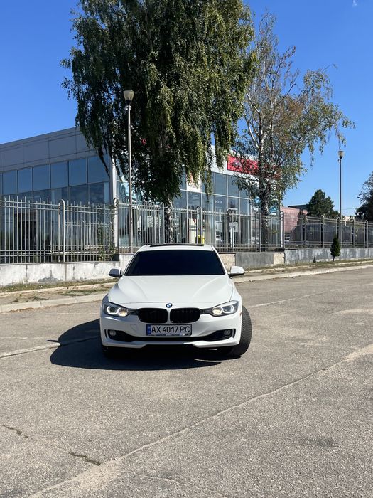 BMW 3 Series 2013 VIN WBA3A5C58EP600288 фото оголошення 2 з 17
