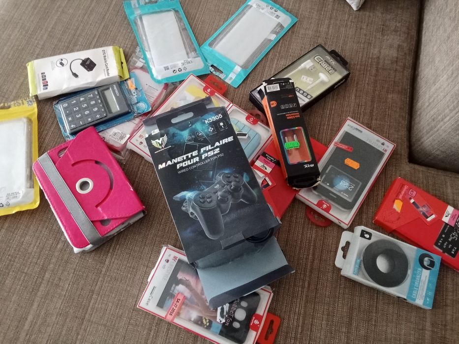 Vendo várias capas para telemóveis