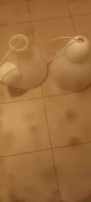 Żyrandole plastikowe