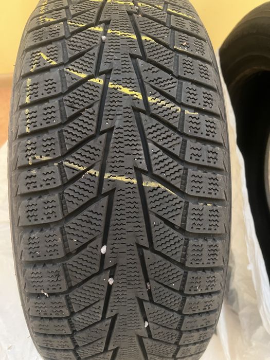 Продам Шини Hankook 205/55/r16