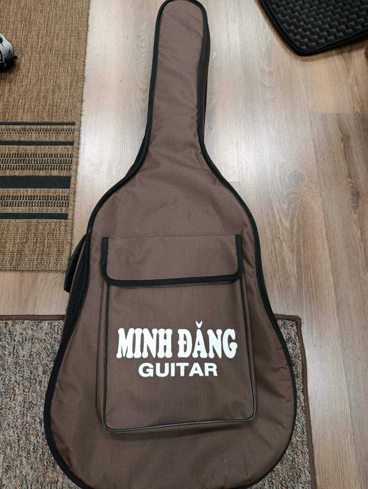 Gitara elektroakustyczna lutnicza Minh Hằng Guitar + Fishman Presys Blend