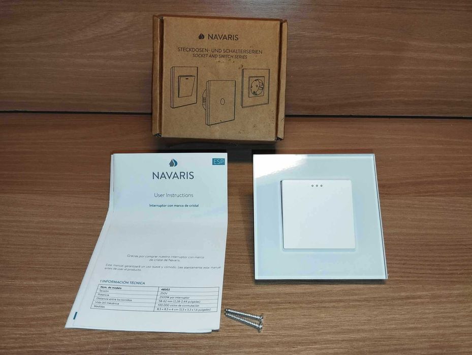 Przełącznik do Światła - NAVARIS 48302