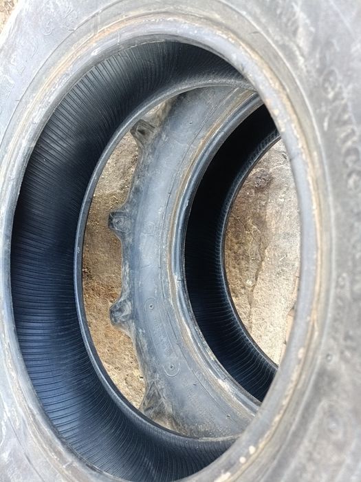 Резина  8/16  ялинка. До трактора.