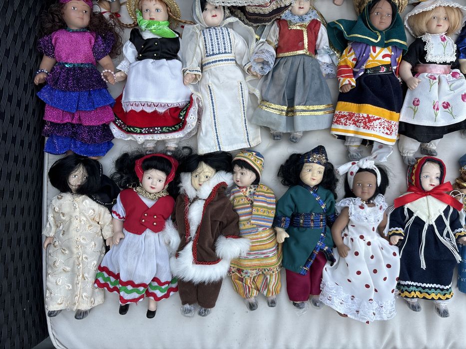 Coleção de bonecas de todo o mundo