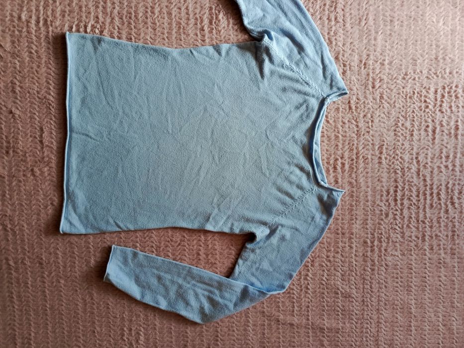 Sweterek niebieski r. S