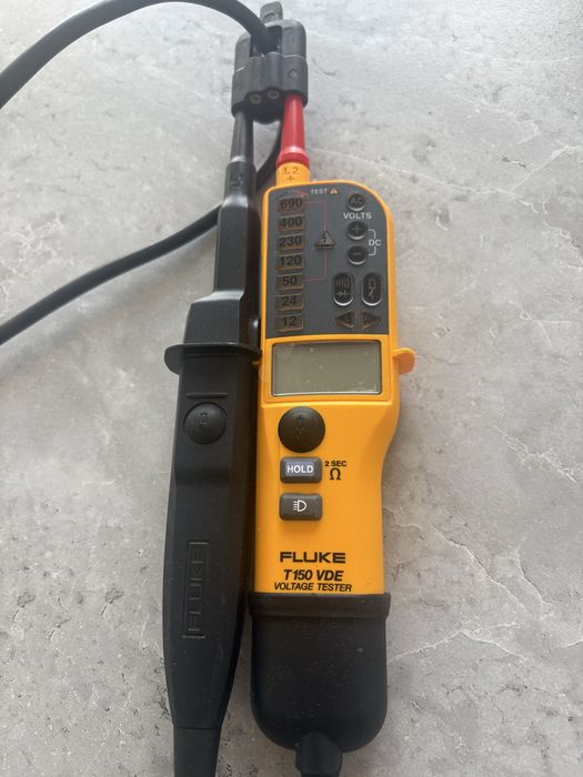 Fluke T150 VDE jak nowy