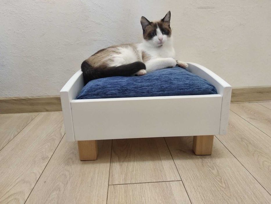 Лежак для кота або маленької собачки