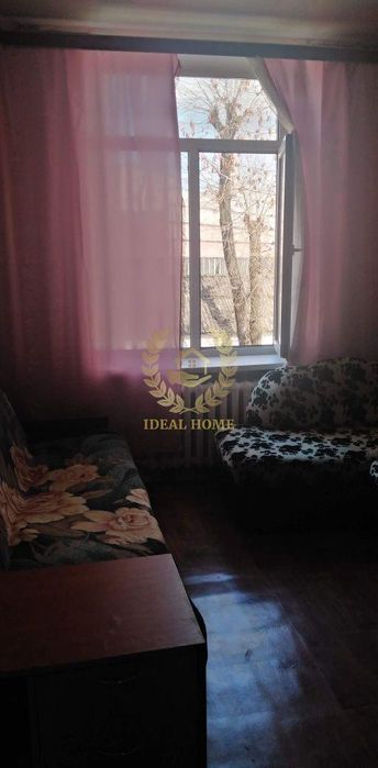 Продам велику кімнату у гуртожитку, Київ, метро Дорогожичи