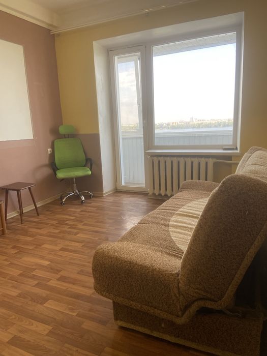 Сдам 2 комнатную квартиру в центре