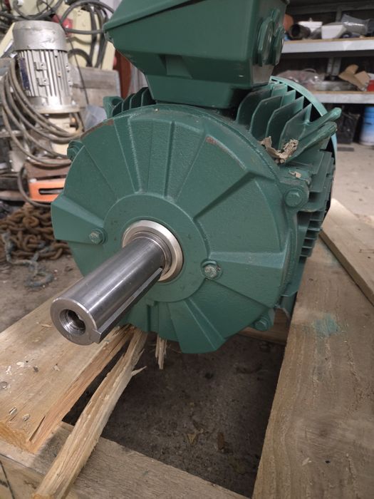 Motoreduktor silnik elektryczny nowy 15KW