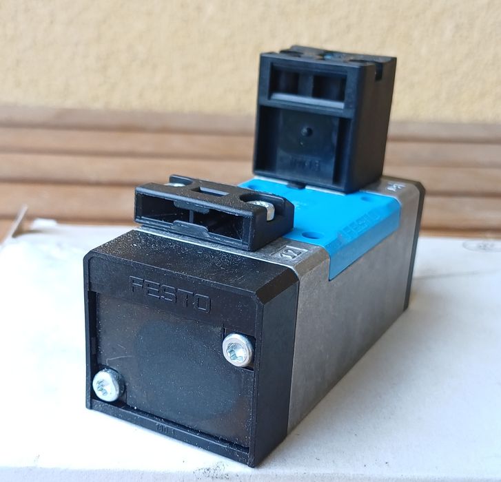 Elektrozawór MFH-5/2-D-1-FR-C  serii MFH - Festo