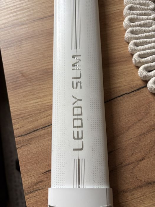 Aqueal leddy slim 32 W