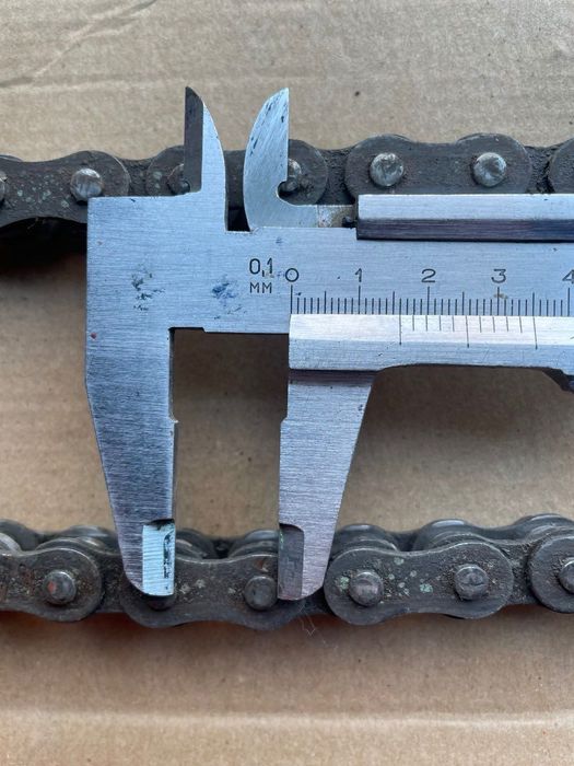 Продам однорядную приводную цепь